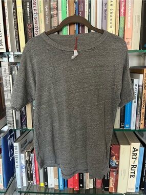 Heather Gray Le Bon Shoppe Her Short Sleeve Tee